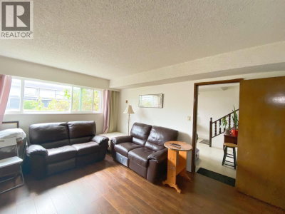 11251 SEAPORT Avenue | Richmond British Columbia | Slide Image Six