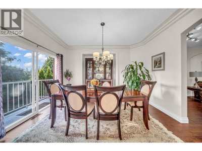 10442 TAMARACK Crescent | Maple Ridge British Columbia | Slide Image Seven