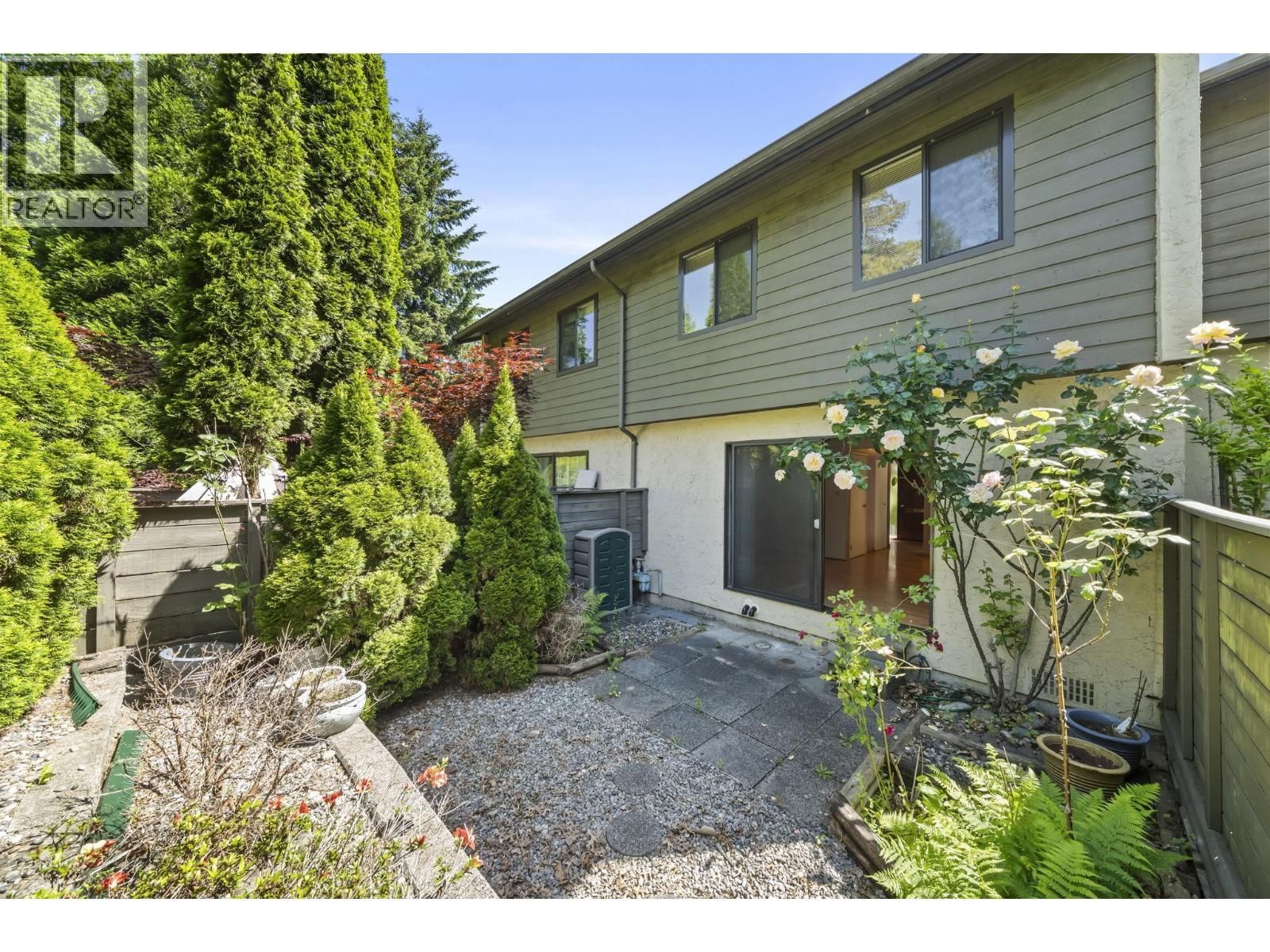 2880 DACRE Avenue, Coquitlam, British Columbia V3C 4H6