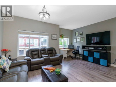 1219 BURKE MOUNTAIN Street | Coquitlam British Columbia | Slide Image Thirteen