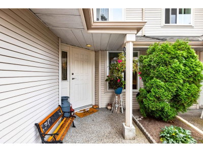 9045 WALNUT GROVE Drive | Langley British Columbia | Slide Image Two