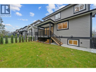 13586 FOREMAN Drive | Maple Ridge British Columbia | Slide Image Two