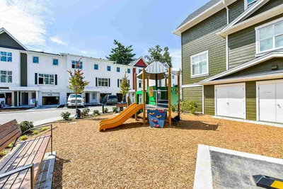 27735 ROUNDHOUSE Drive | Abbotsford British Columbia | Slide Image Nineteen