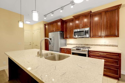 20716 WILLOUGHBY TOWN CENTRE Drive | Langley British Columbia | Slide Image Five