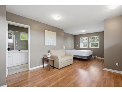 15037 58 Avenue | Surrey British Columbia | Slide Image Forty