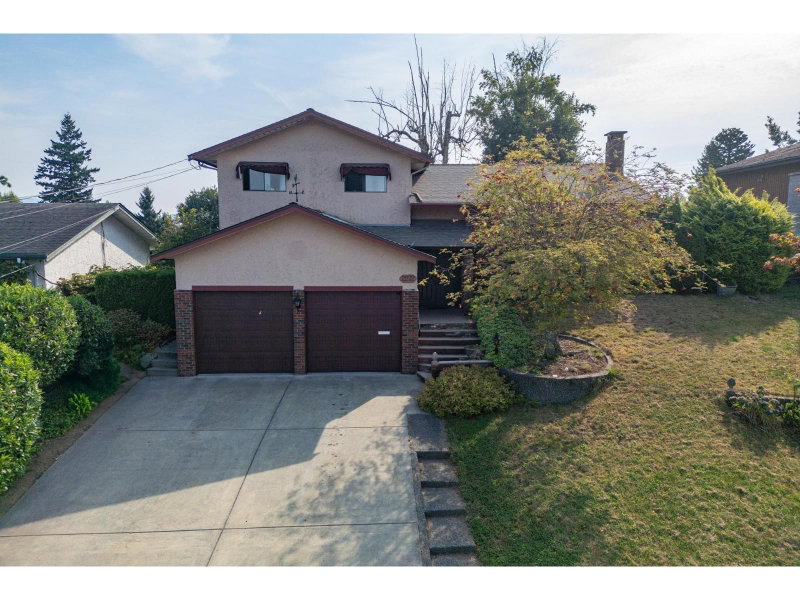 2272 BEVAN Crescent Abbotsford British Columbia, V2T 3Z5 - 4 Bedrooms Home For Sale