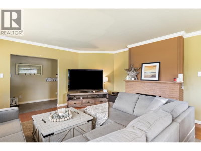 21298 RIVER Road | Maple Ridge British Columbia | Slide Image Seven