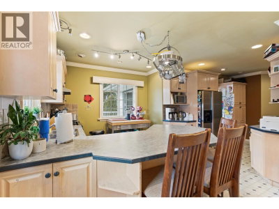 21298 RIVER Road | Maple Ridge British Columbia | Slide Image Nine