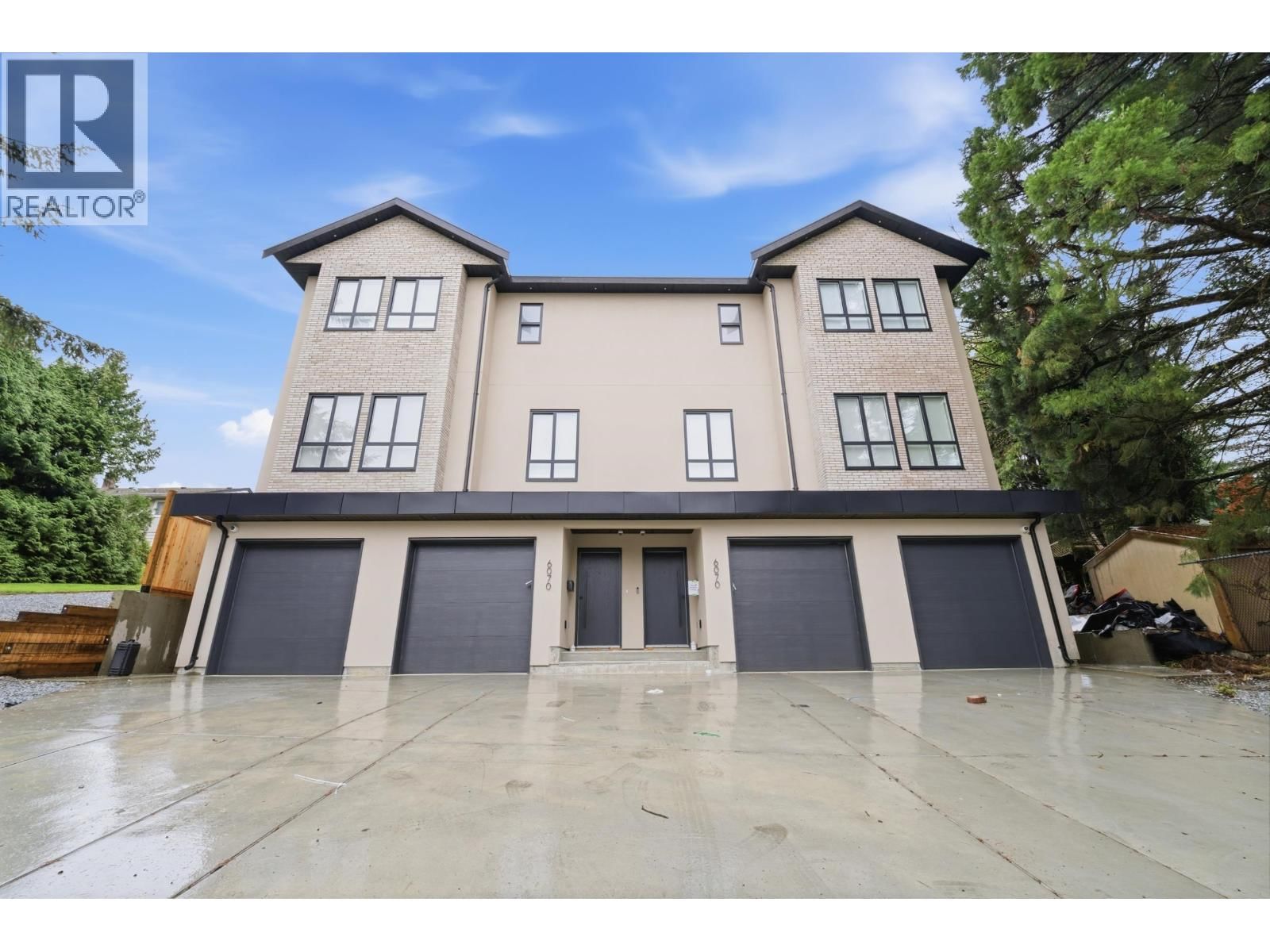 6070 ELGIN Avenue, Burnaby, British Columbia V5H 3S4