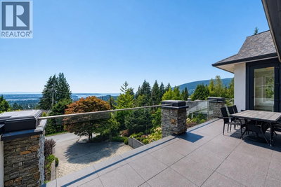 4816 SKYLINE Drive | North Vancouver British Columbia | Slide Image Thirty-nine