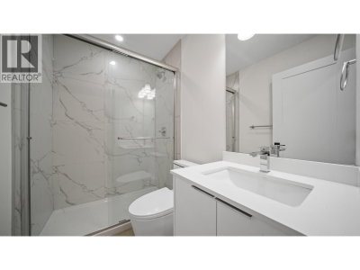 6070 ELGIN Avenue | Burnaby British Columbia | Slide Image Thirteen