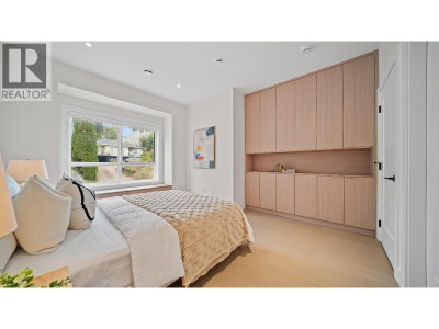6070 ELGIN Avenue | Burnaby British Columbia | Slide Image Seventeen