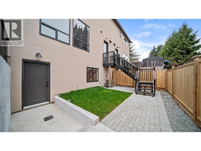 6070 ELGIN Avenue | Burnaby British Columbia | Slide Image Twenty-three