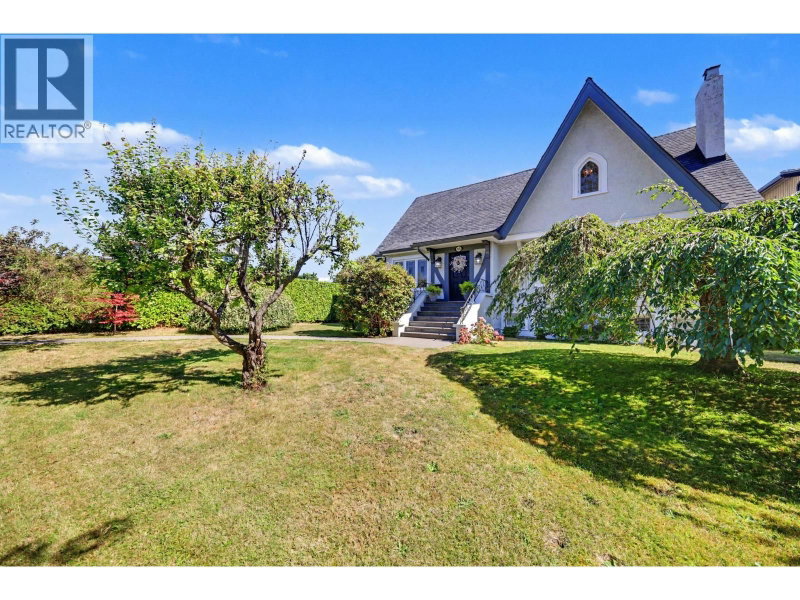 952 GRAND Boulevard North Vancouver British Columbia, V7L 3W8 - 6 Bedrooms Home For Sale