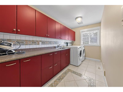 17377 28A Avenue | Surrey British Columbia | Slide Image Twenty-one