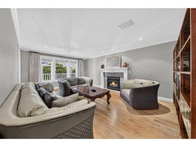 17377 28A Avenue | Surrey British Columbia | Slide Image Nine