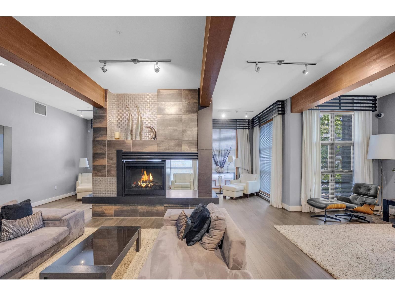 6671 121 Street, Surrey, British Columbia V3W 1T9