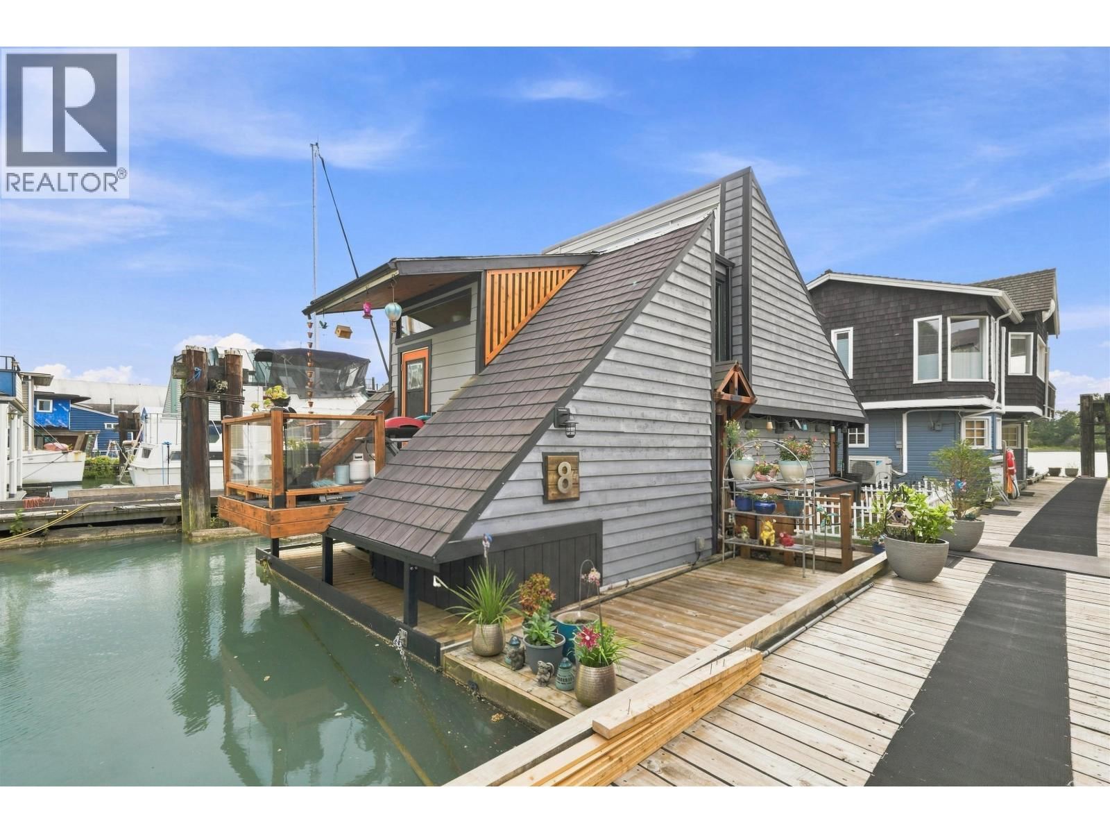 23000 DYKE Road, Richmond, British Columbia V6V 2H3