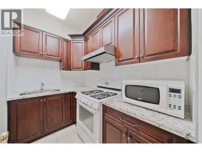 7157 RIDGEVIEW Drive | Burnaby British Columbia | Slide Image Twelve