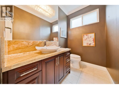 7157 RIDGEVIEW Drive | Burnaby British Columbia | Slide Image Six