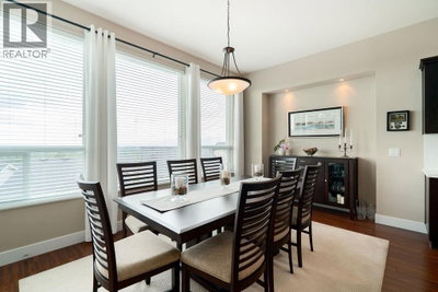 10495 248 Street | Maple Ridge British Columbia | Slide Image Thirteen