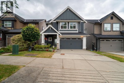 10495 248 Street | Maple Ridge British Columbia | Slide Image Three