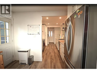 2280 KING ALBERT Avenue | Coquitlam British Columbia | Slide Image Ten