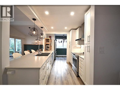 2280 KING ALBERT Avenue | Coquitlam British Columbia | Slide Image Eight