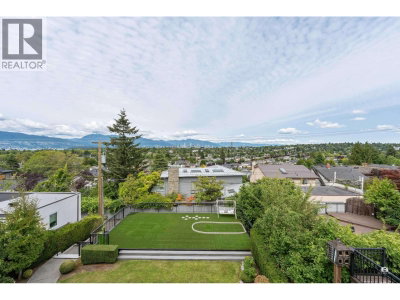 3936 QUESNEL Drive | Vancouver British Columbia | Slide Image Twenty