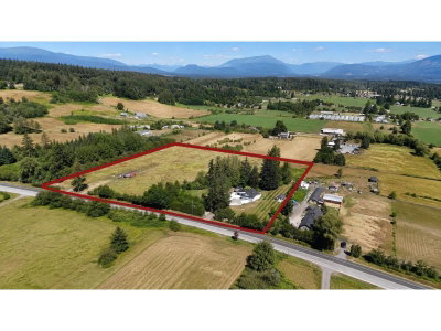 21263 CRUSH Crescent | Langley British Columbia | Slide Image One