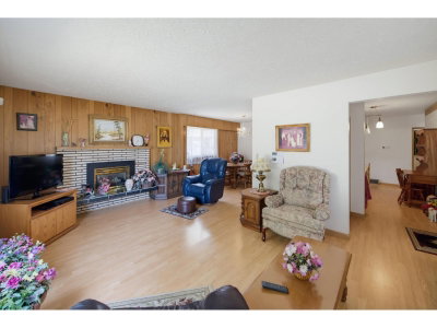 32712 BEVAN Avenue | Abbotsford British Columbia | Slide Image Seven