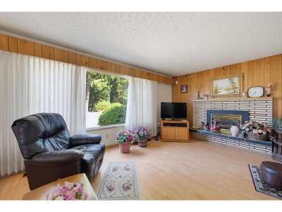 32712 BEVAN Avenue | Abbotsford British Columbia | Slide Image Eight