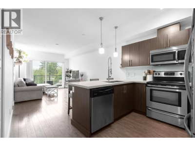 12070 227 Street | Maple Ridge British Columbia | Slide Image Two