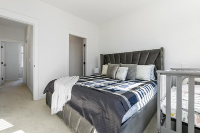 2774 MONTROSE Avenue | Abbotsford British Columbia | Slide Image Thirteen