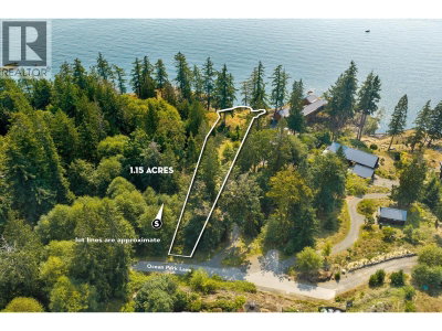 923 OCEAN PARK Lane | Bowen Island British Columbia | Slide Image Two