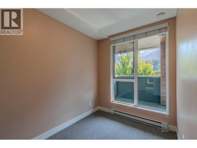 37881 CLEVELAND Avenue | Squamish British Columbia | Slide Image Thirteen
