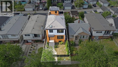 3123 7TH Avenue | Vancouver British Columbia | Slide Image Thirty
