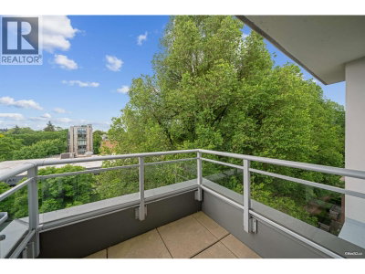2565 MAPLE Street | Vancouver British Columbia | Slide Image Twenty-nine