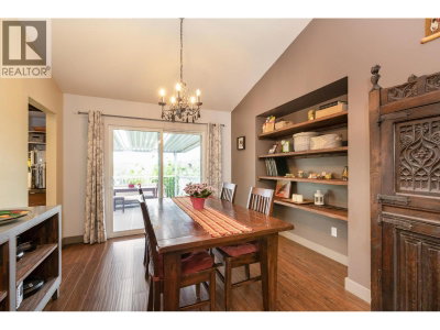 12193 MAKINSON Street | Maple Ridge British Columbia | Slide Image Six