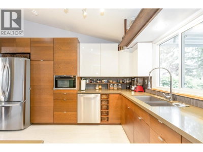 12193 MAKINSON Street | Maple Ridge British Columbia | Slide Image Nine