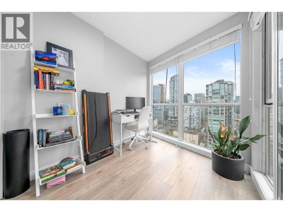 939 HOMER Street | Vancouver British Columbia | Slide Image Twenty