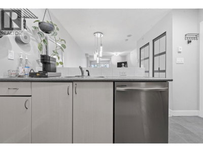 939 HOMER Street | Vancouver British Columbia | Slide Image Nine