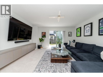 3500 BURKE VILLAGE Promenade | Coquitlam British Columbia | Slide Image Twenty-one