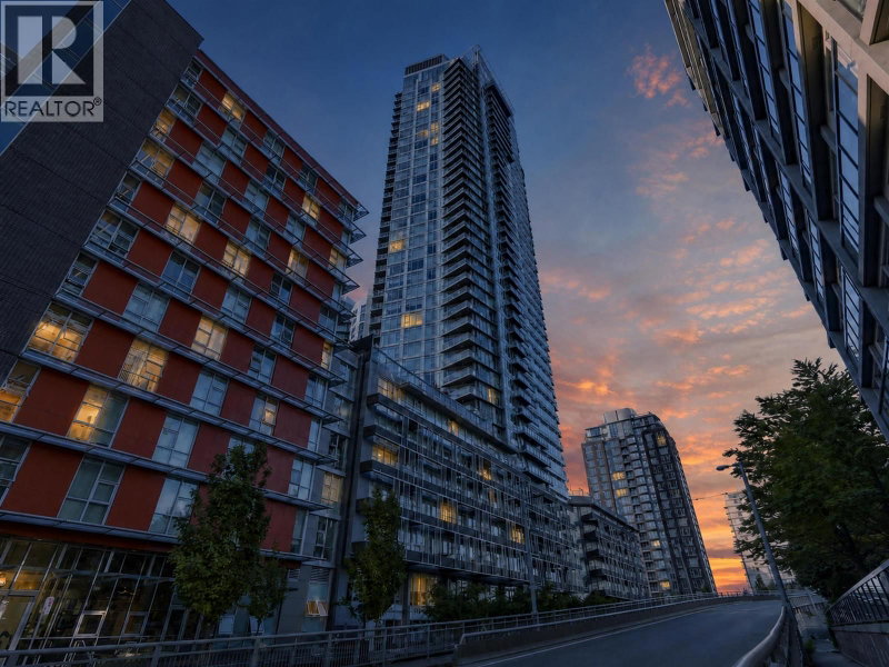1372 SEYMOUR Street Vancouver British Columbia, V6B 0L1 - 2 Bedrooms Condo For Sale
