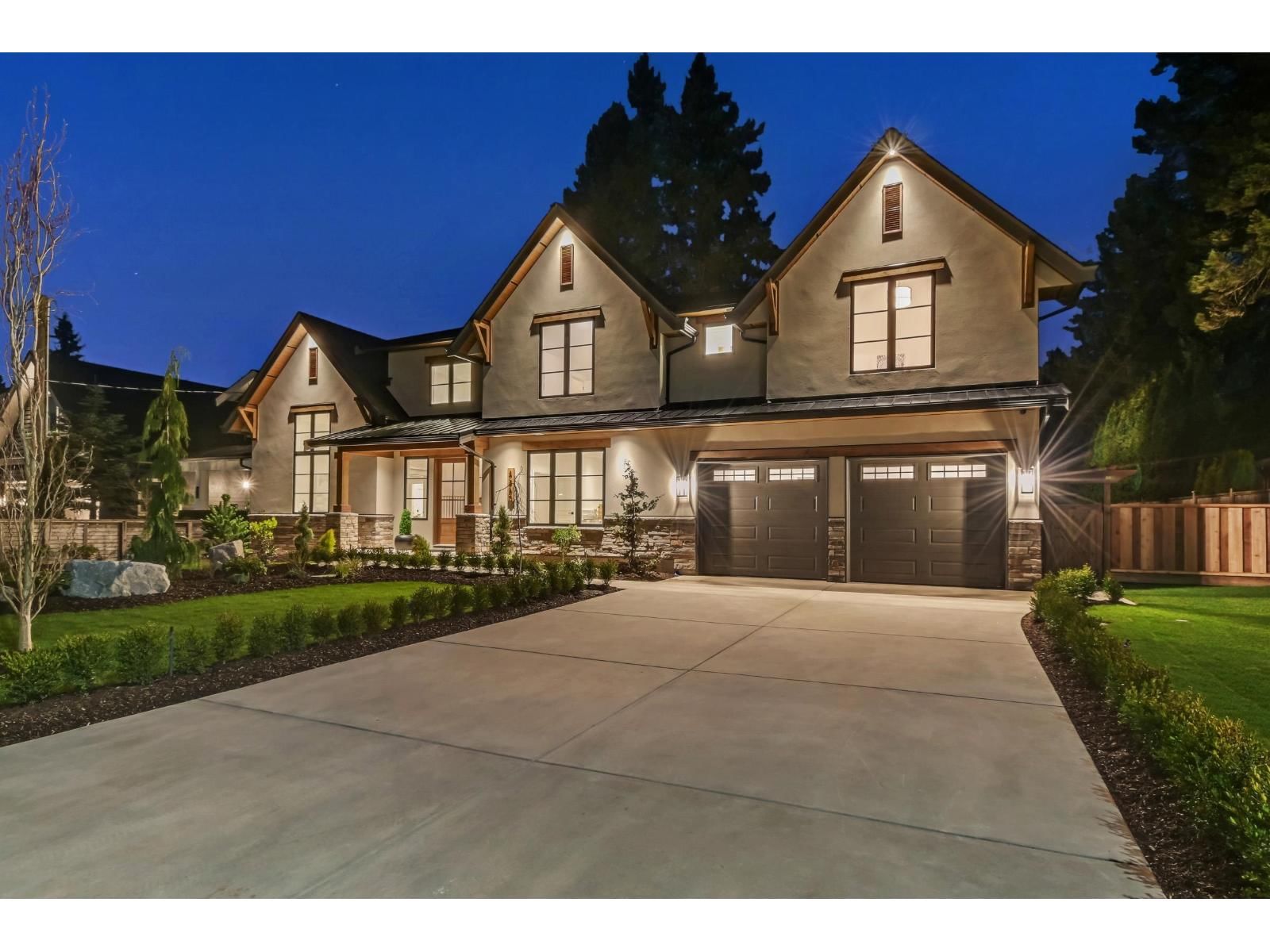 4560 198 Street, Langley, British Columbia V3A 1E8