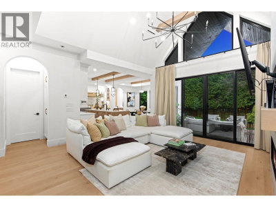 29 50 Street | Delta British Columbia | Slide Image Nine