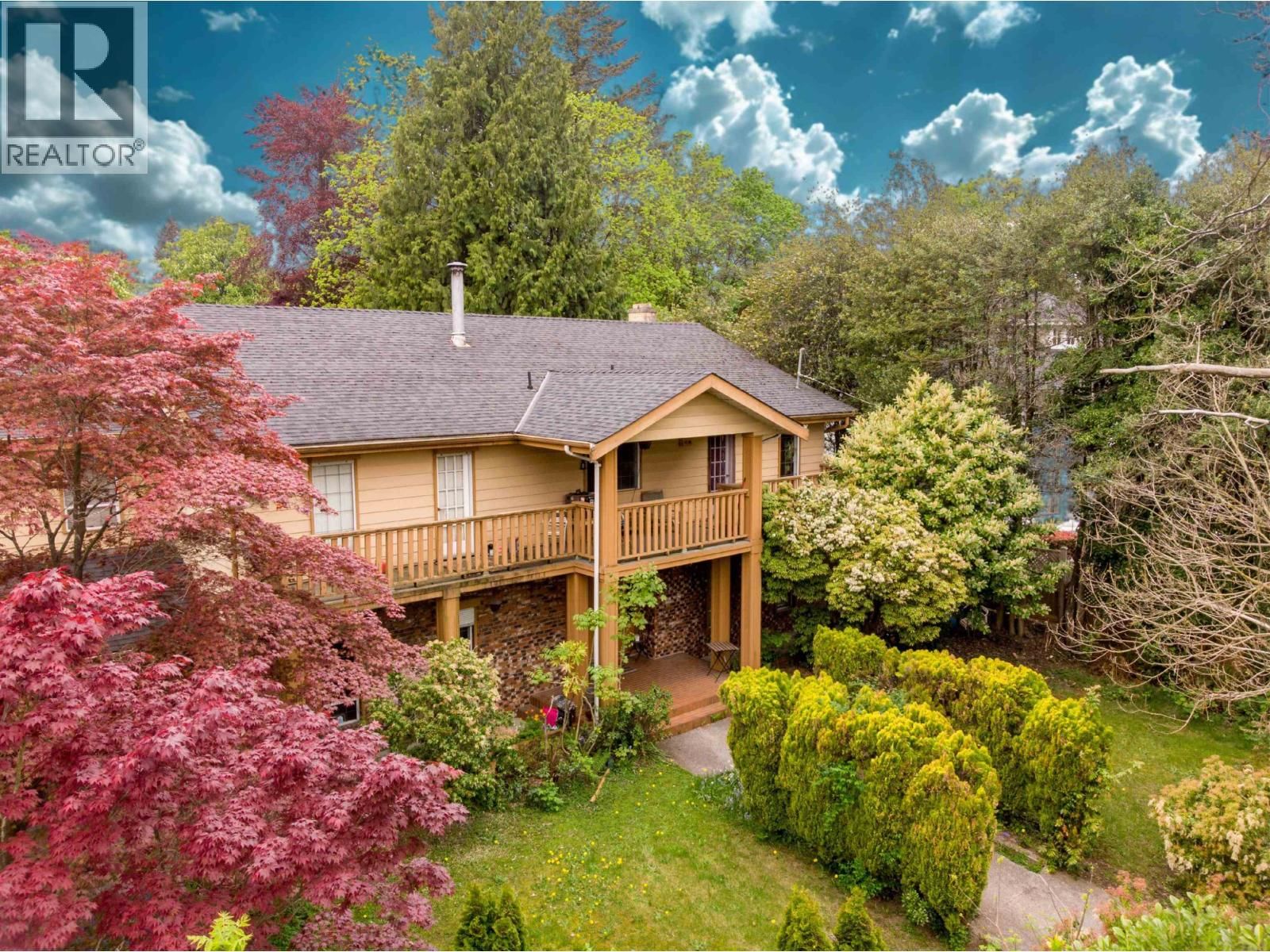 1020 WOLFE Avenue, Vancouver, British Columbia V6H 1V7