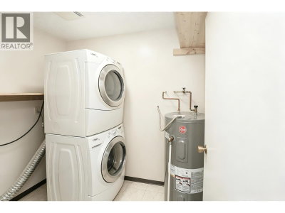 8120 COLONIAL Drive | Richmond British Columbia | Slide Image Nine