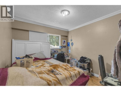 1825 BRUNETTE Avenue | Coquitlam British Columbia | Slide Image Fifteen