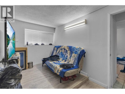 1825 BRUNETTE Avenue | Coquitlam British Columbia | Slide Image Nineteen